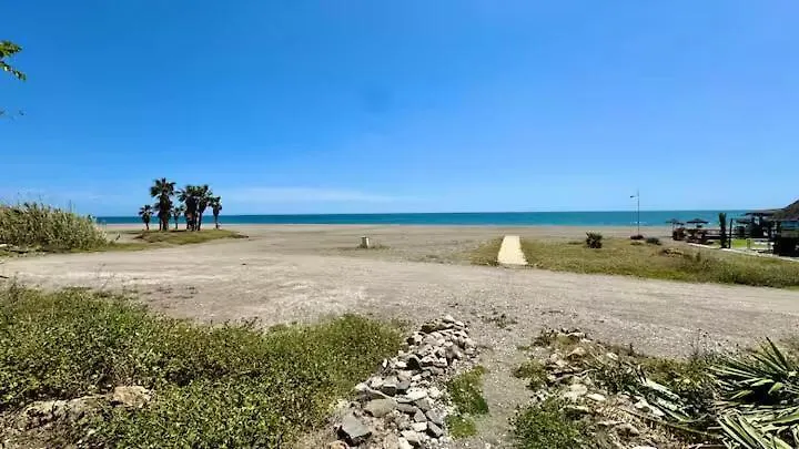 Refugio Con Piscina Junto Al Mar En Benajarafe 아파트